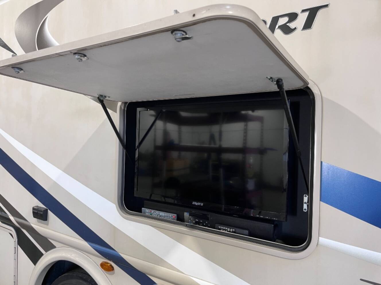 A photo of this 2019 Thor Motor Coach Windsport 29M