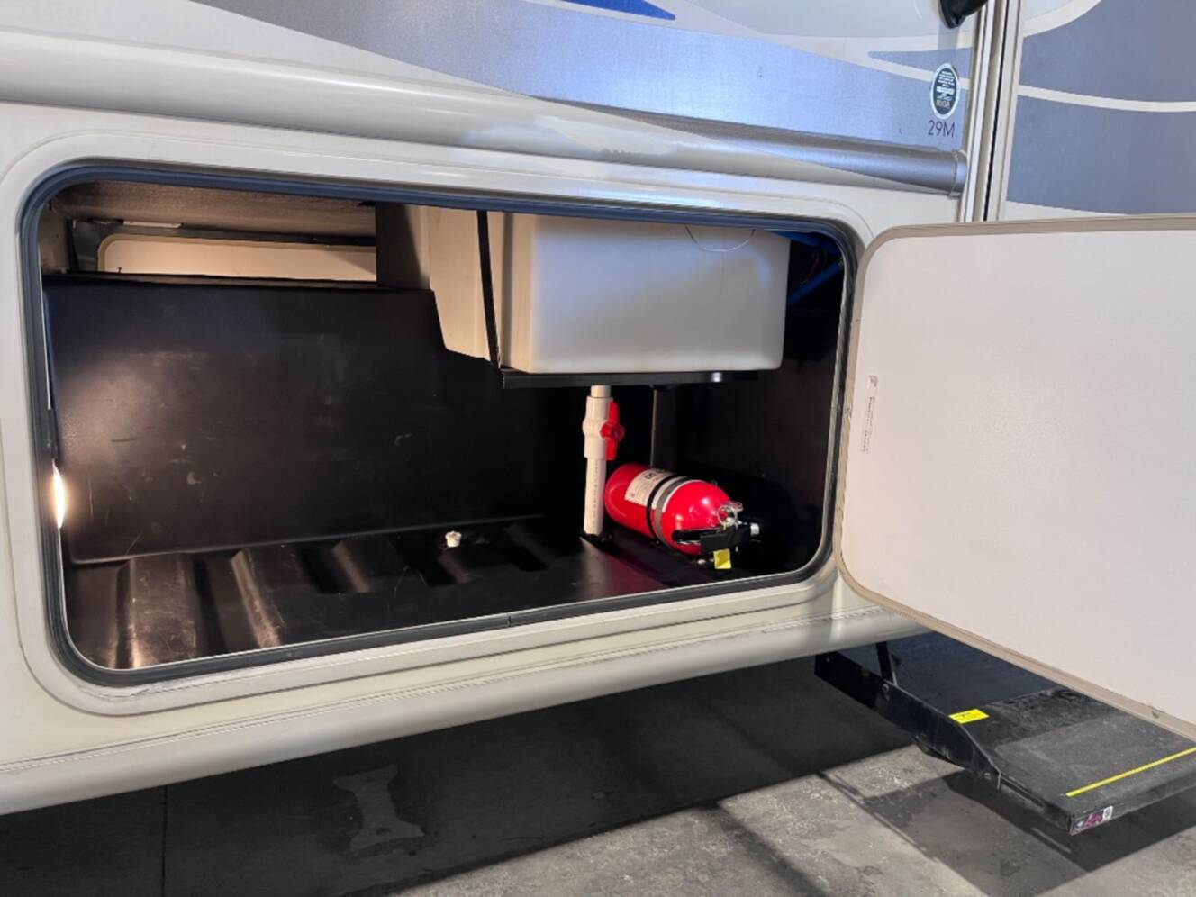 A photo of this 2019 Thor Motor Coach Windsport 29M