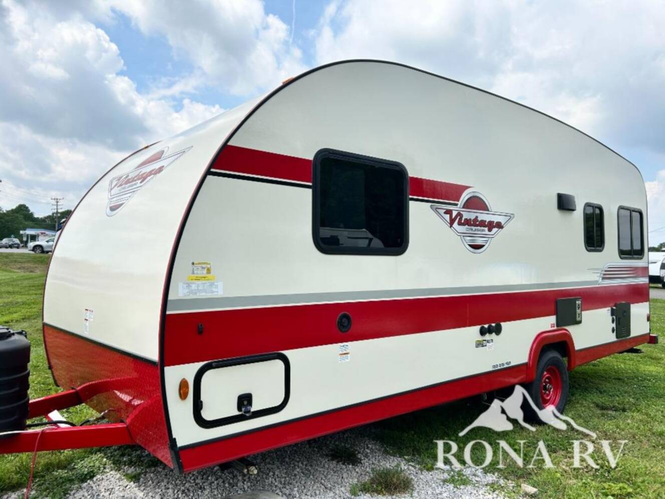 A photo of this 2026 Gulf Stream Rv Vintage Cruiser 19TWD