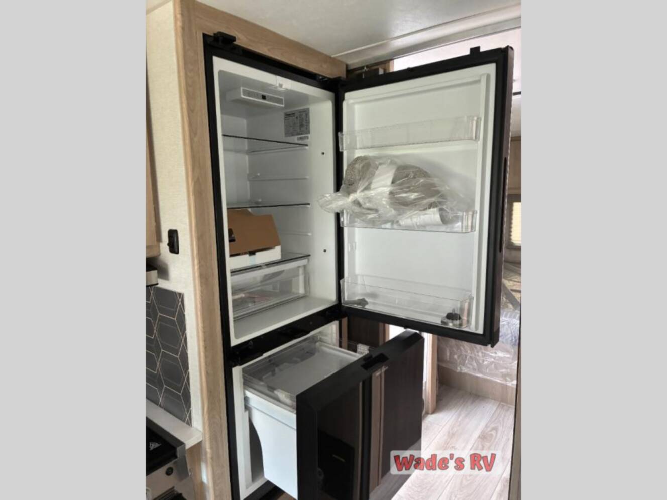 A photo of this 2026 Coachmen Rv Leprechaun 319MB Ford 450