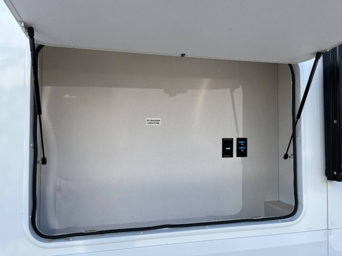 A photo of this 2027 Grand Design Influence 3804DS