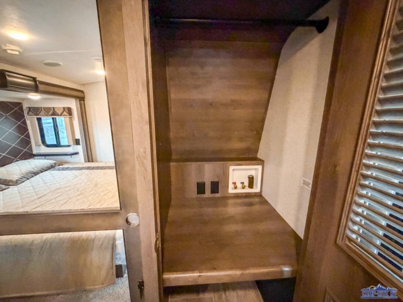 A photo of this 2019 Keystone Rv Montana 3791RD