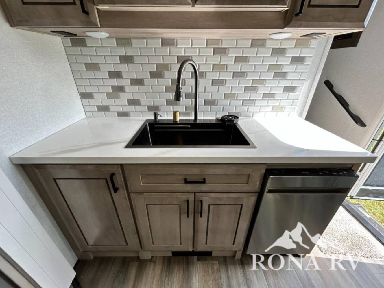 A photo of this 2026 Highland Ridge Open Range 3X 390TBS