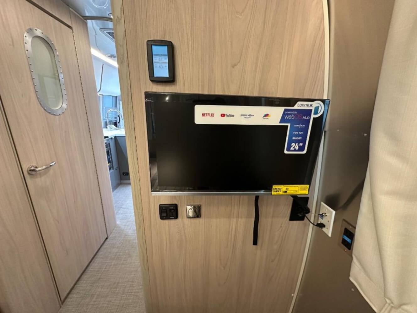 A photo of this 2026 Airstream Globetrotter 25FB