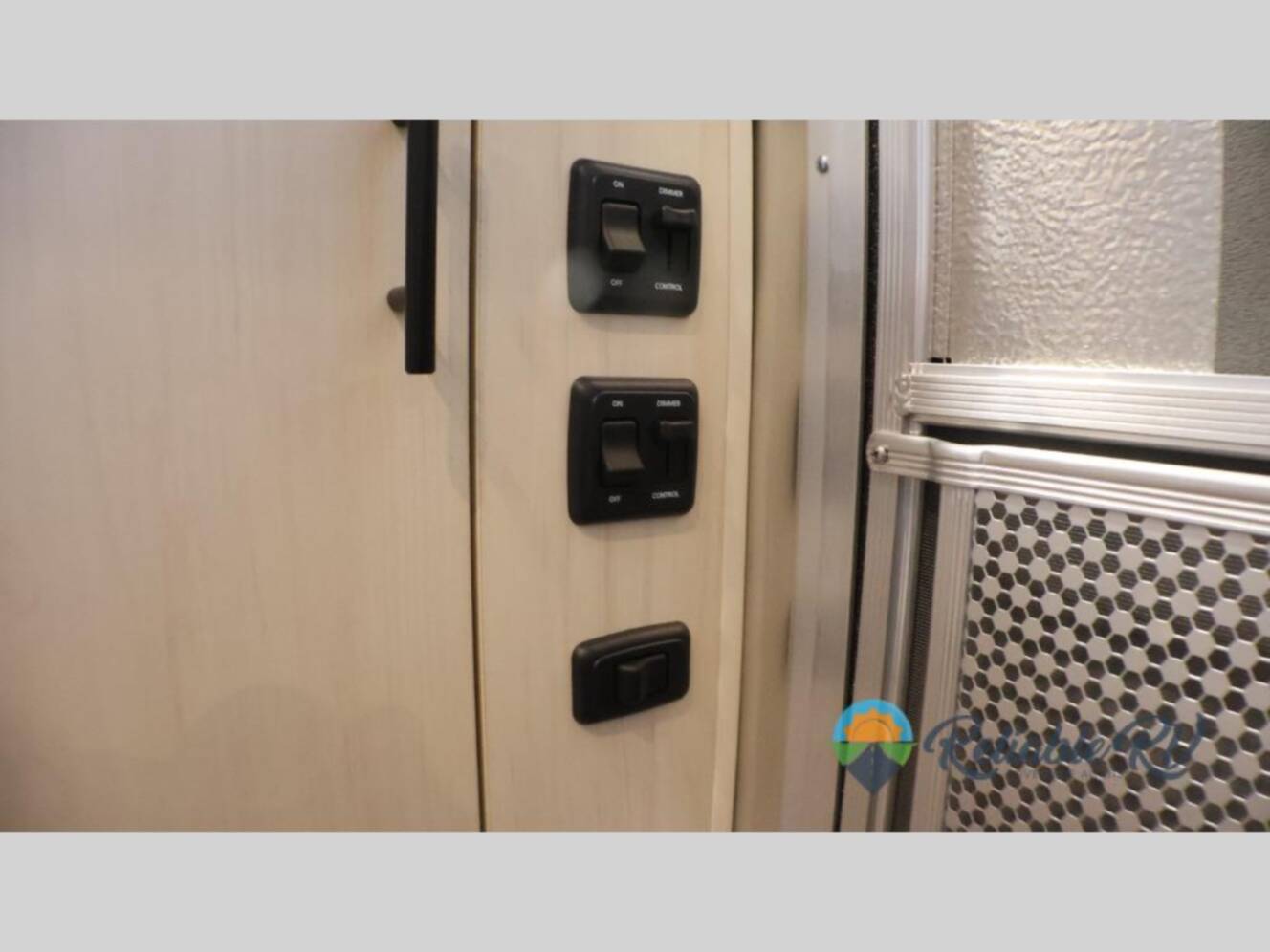 A photo of this 2026 Airstream Flying Cloud 27FB Twin