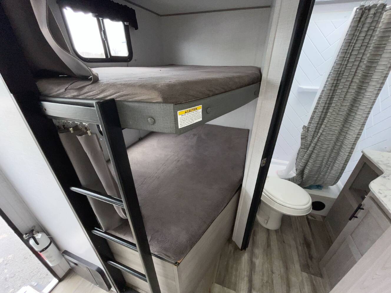 A photo of this 2022 Coleman COLEMAN LIGHT 2755BH