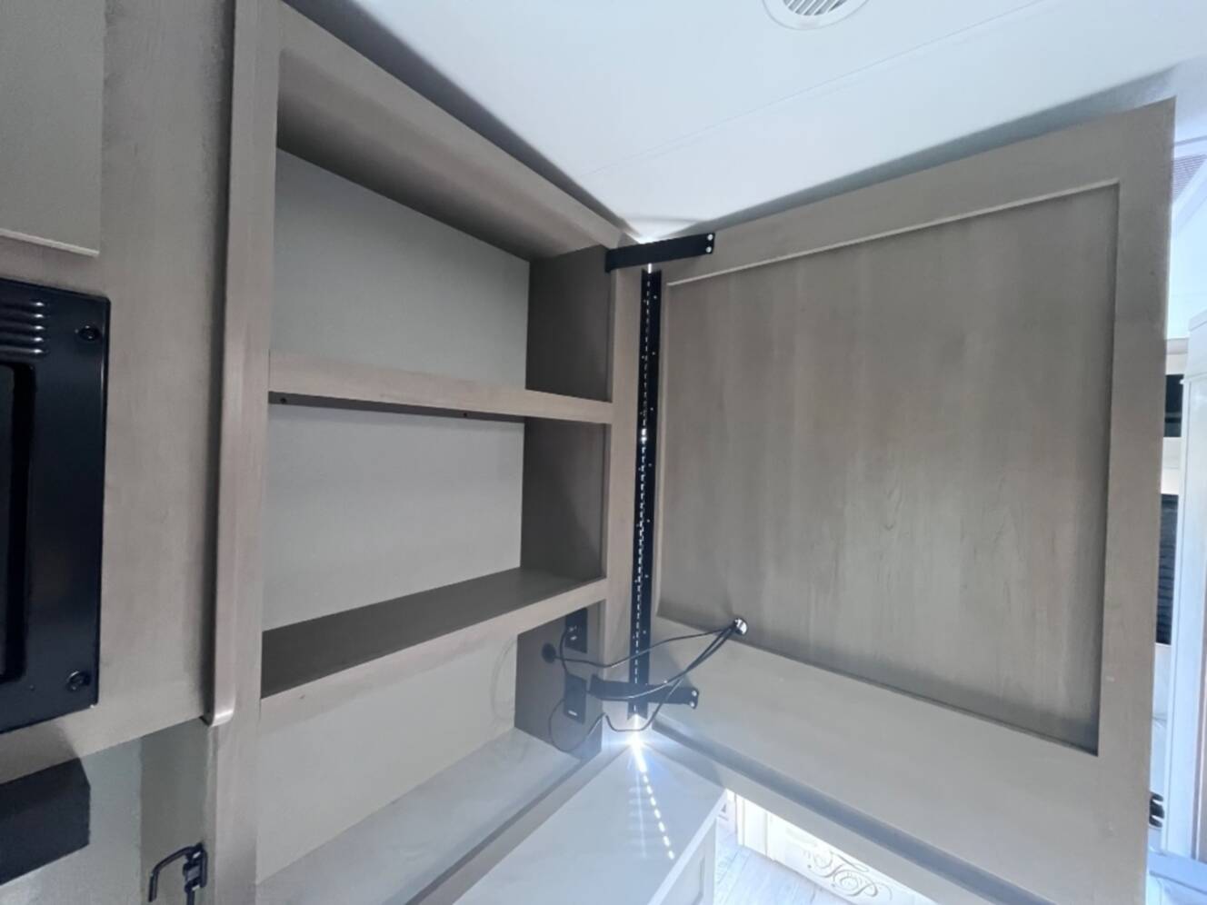 A photo of this 2026 Grand Design Reflection 100 Series 24RL