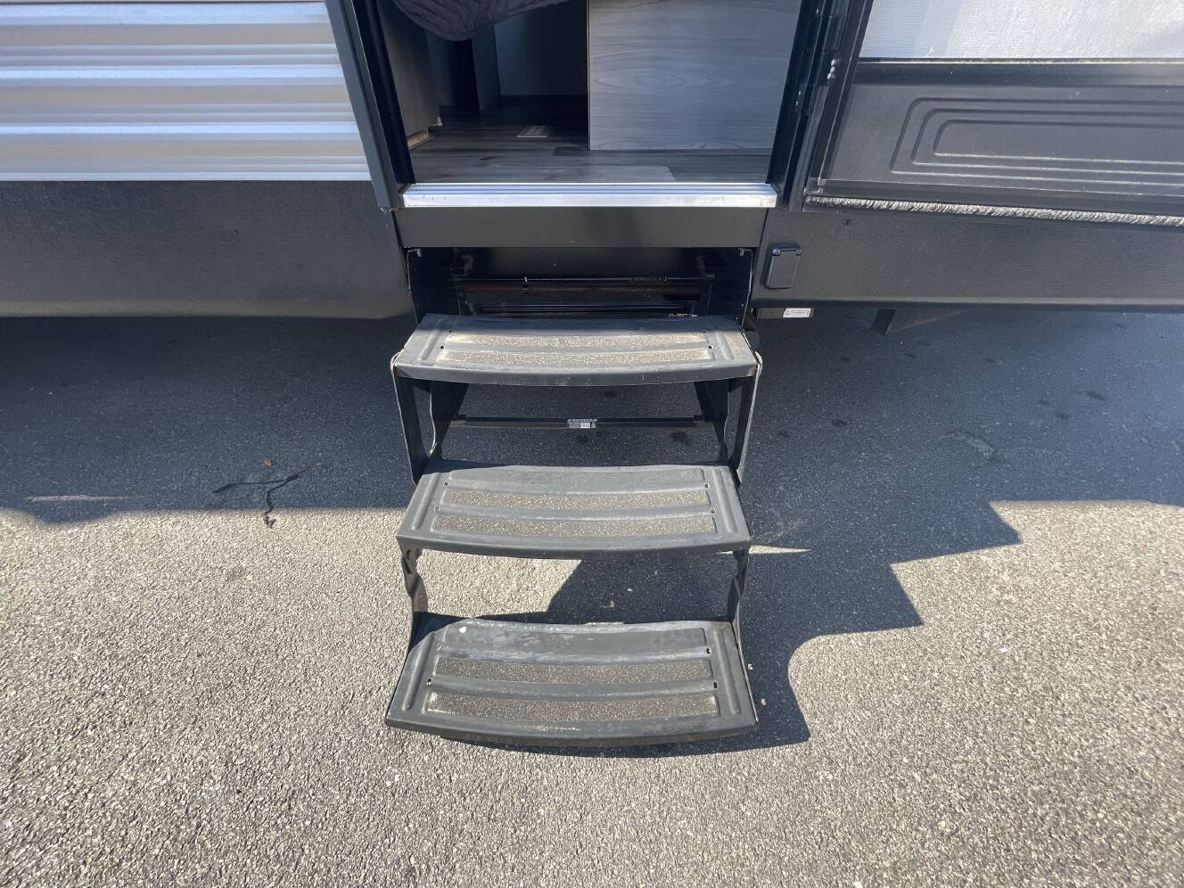 A photo of this 2022 Coleman COLEMAN LANTERN 264RL