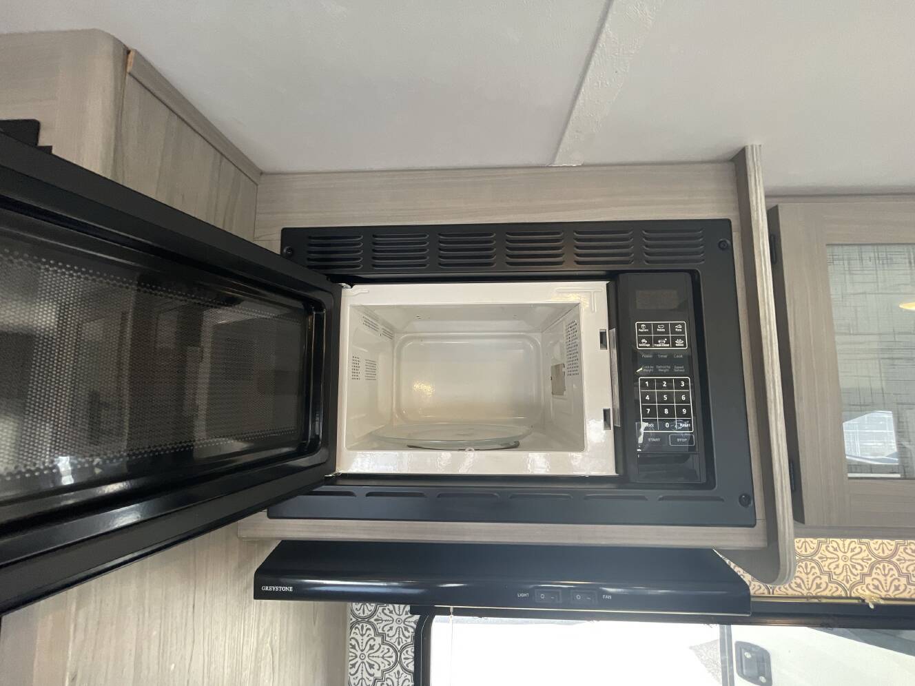A photo of this 2022 Coleman COLEMAN LANTERN 264RL