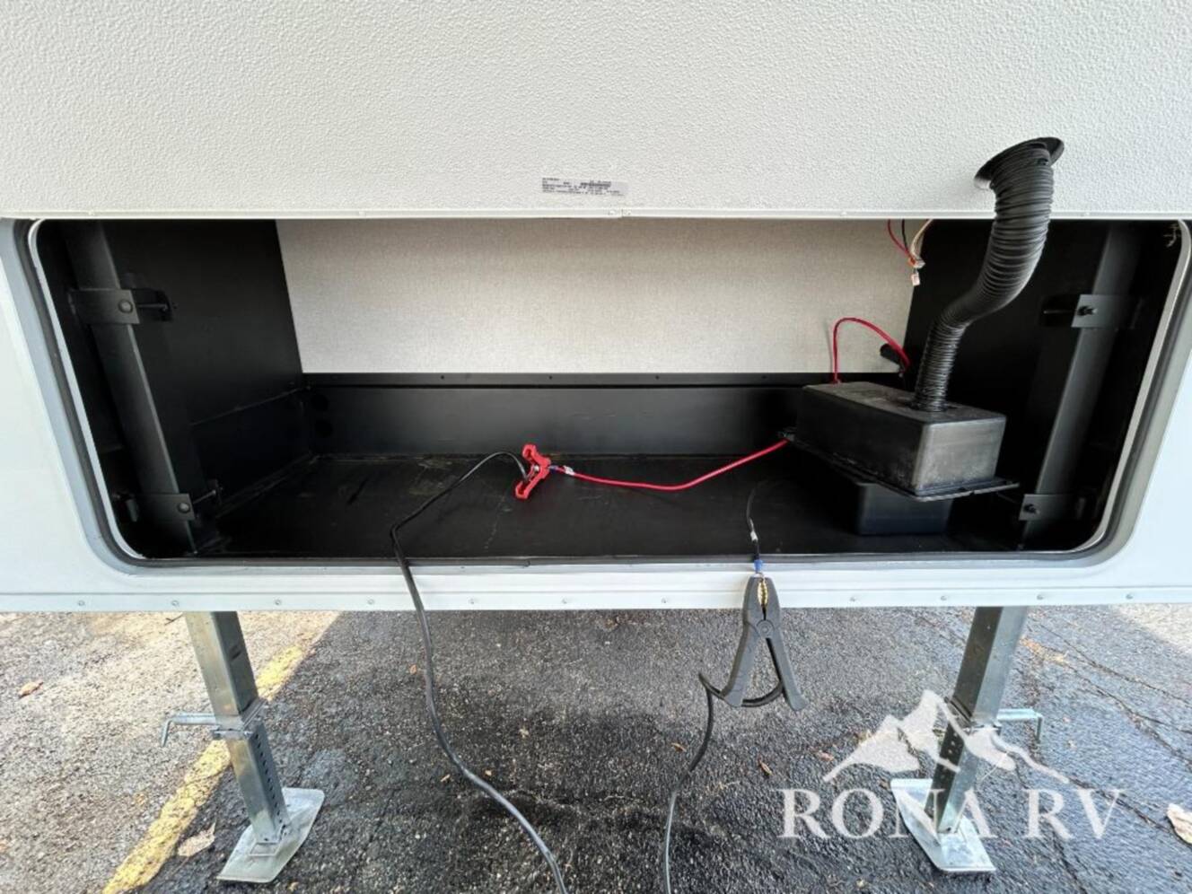 A photo of this 2026 Open Range Rv Roamer Light Duty 28DBSS