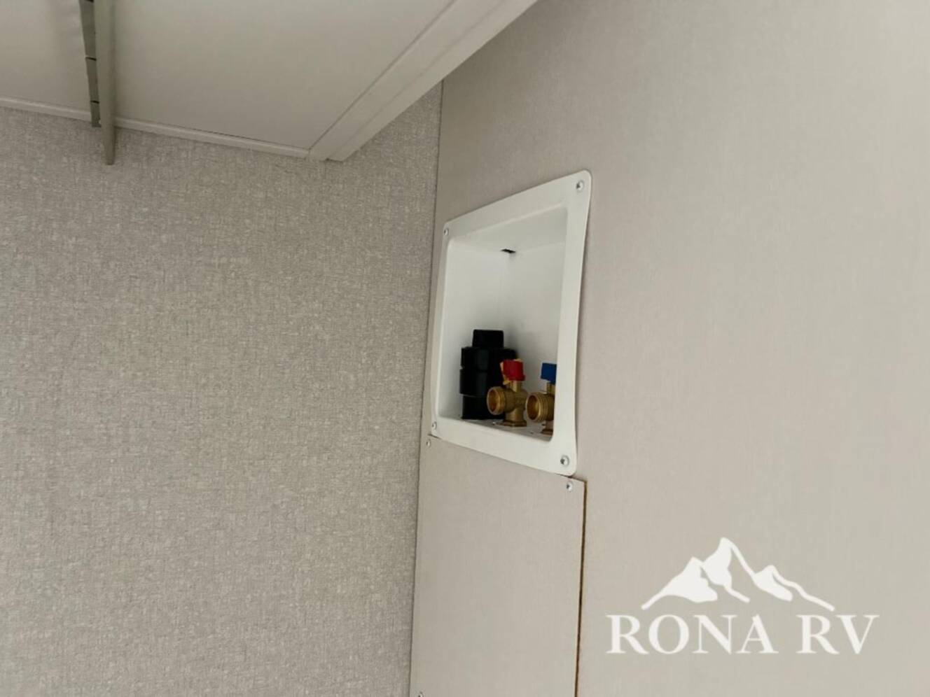 A photo of this 2026 Highland Ridge Open Range 3X 390TBS