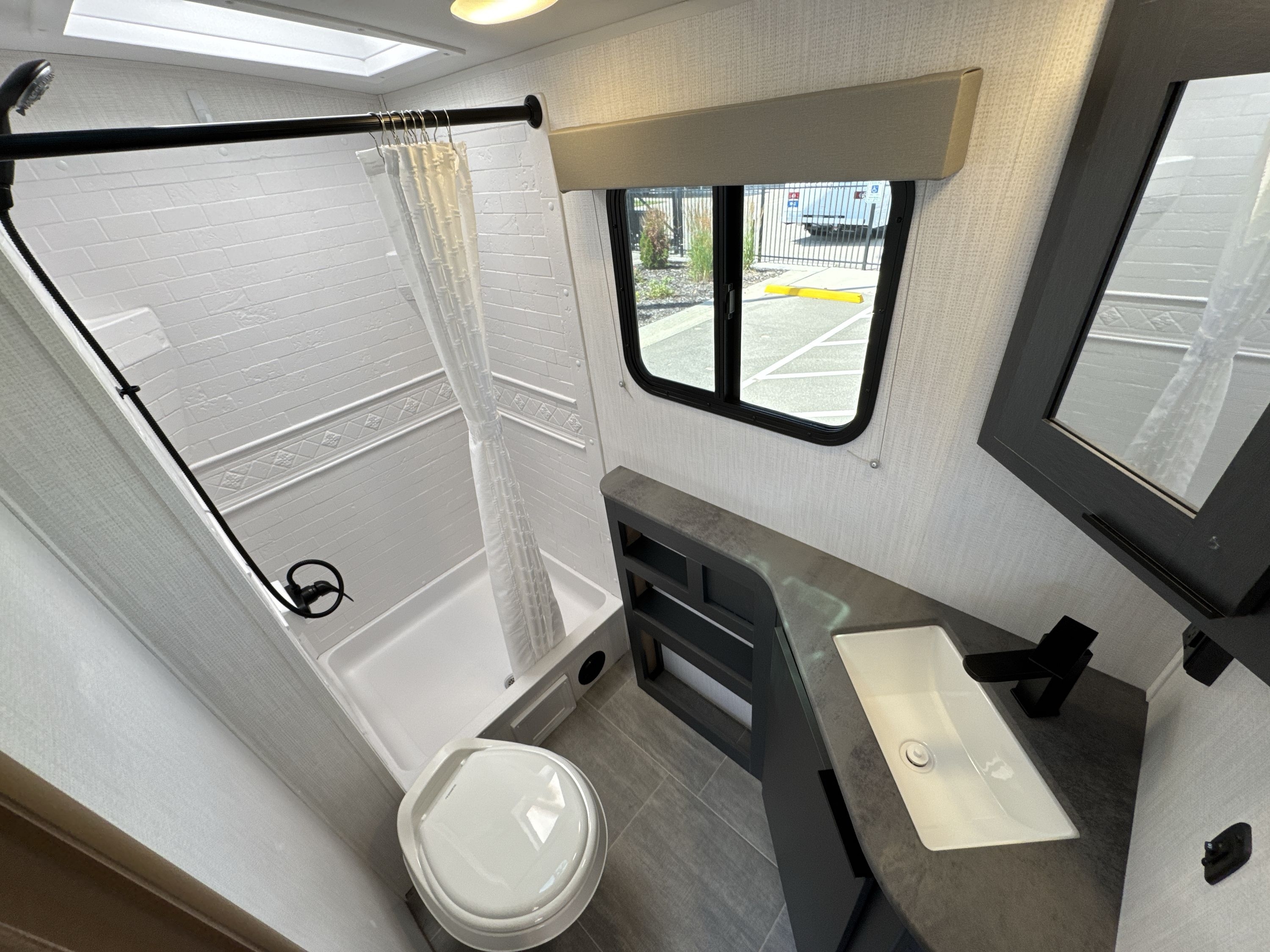 2025 Heartland CORTERRA 28.1BH in oshkosh WI