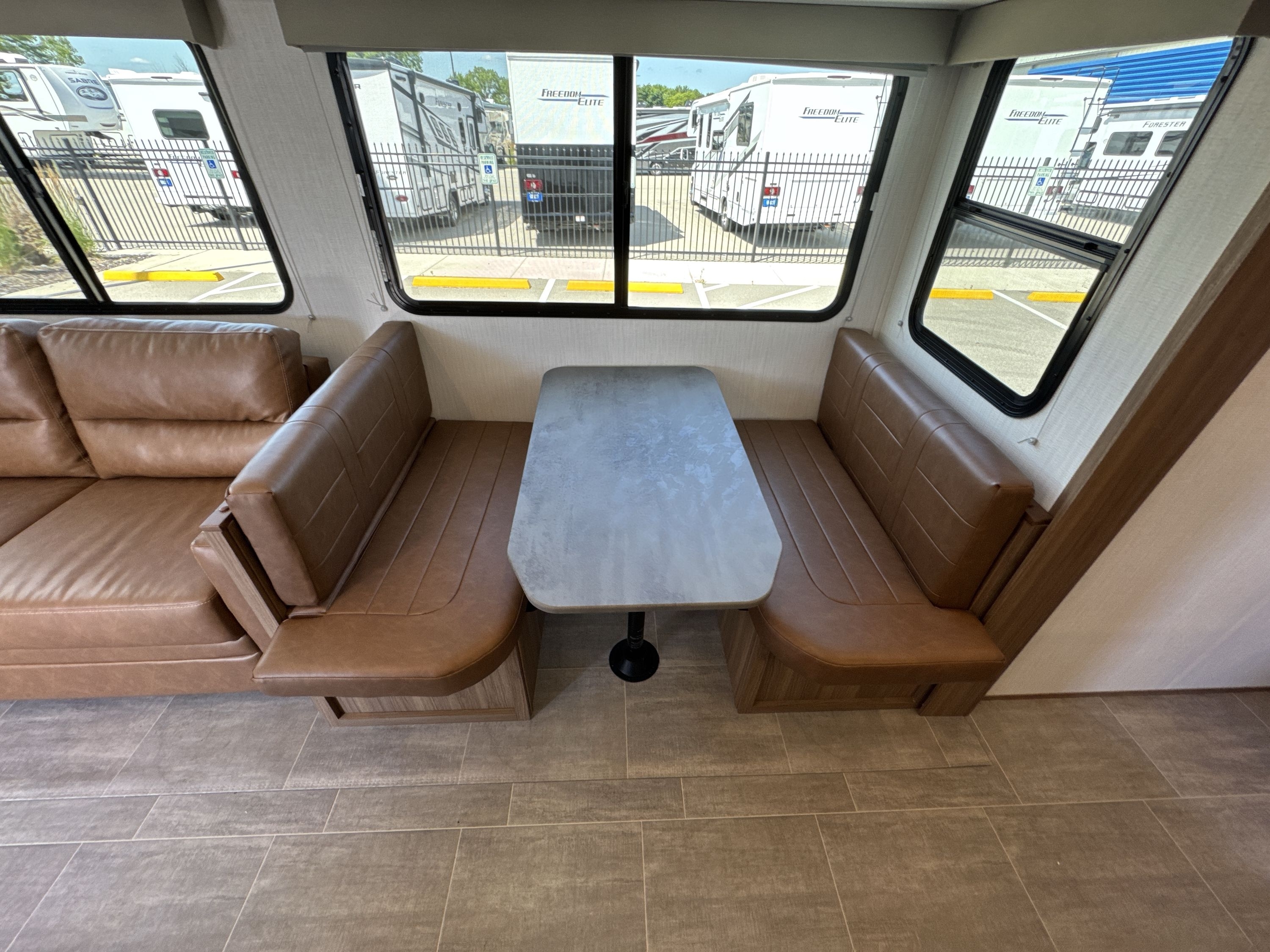 2025 Heartland CORTERRA 28.1BH in oshkosh WI