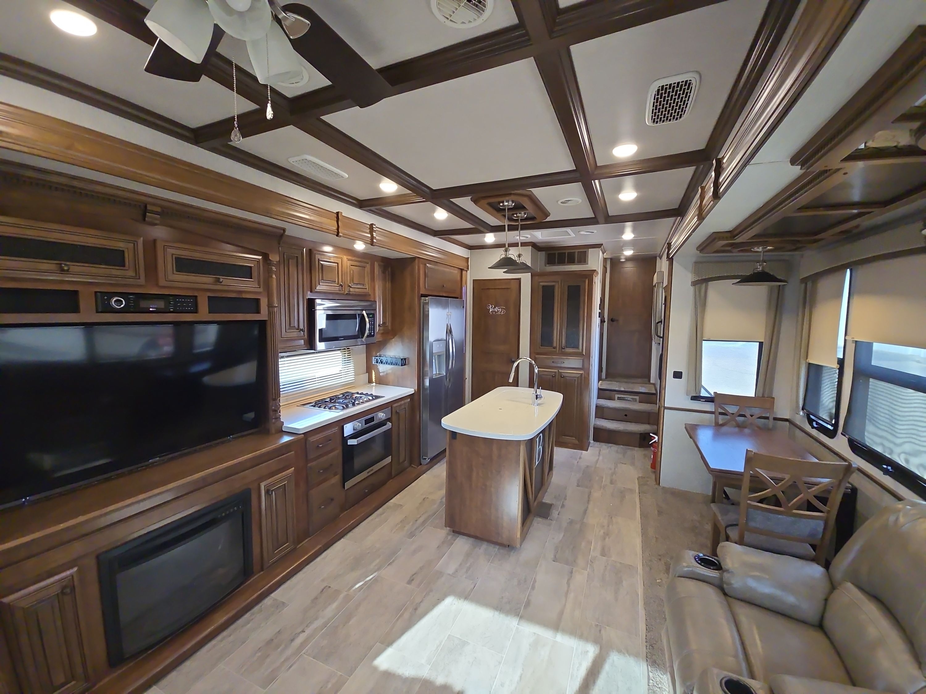 2018 Heartland BIGHORN 3160EL in lubbock TX