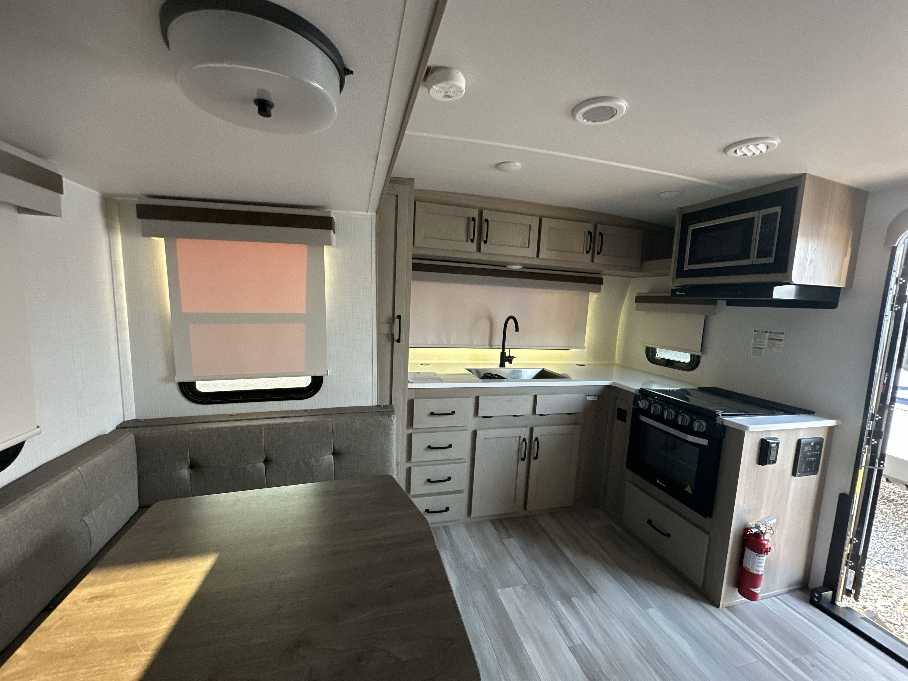 2024 Forest River ROCKWOOD MINI LITE 2506S in ashland VA