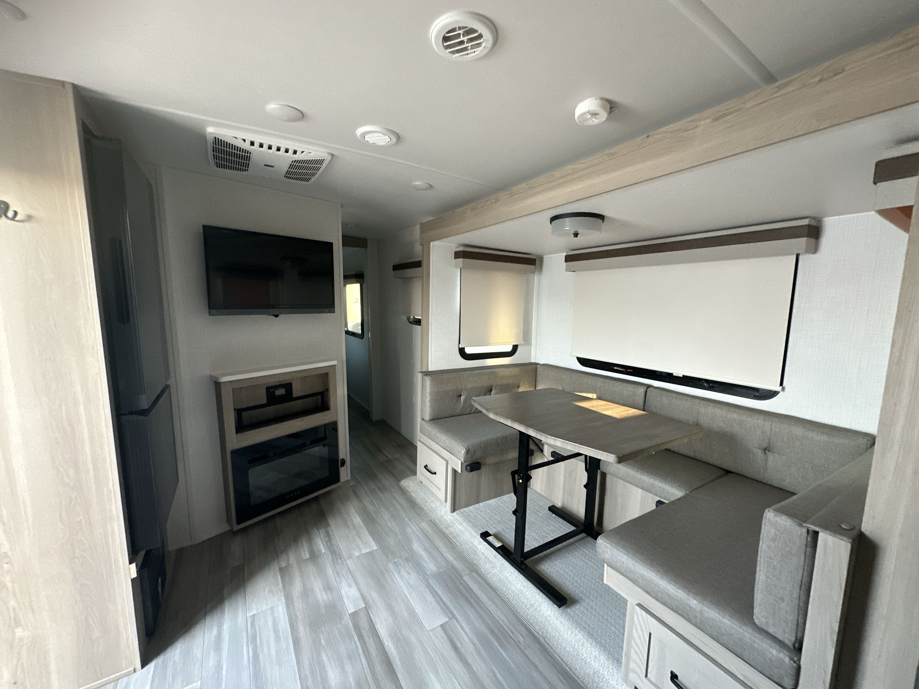 2024 Forest River ROCKWOOD MINI LITE 2506S in ashland VA