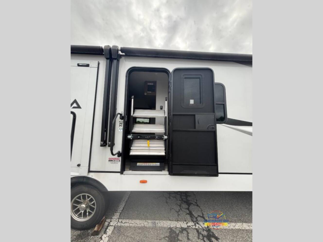 A photo of this 2024 Alliance Rv Delta 294RK