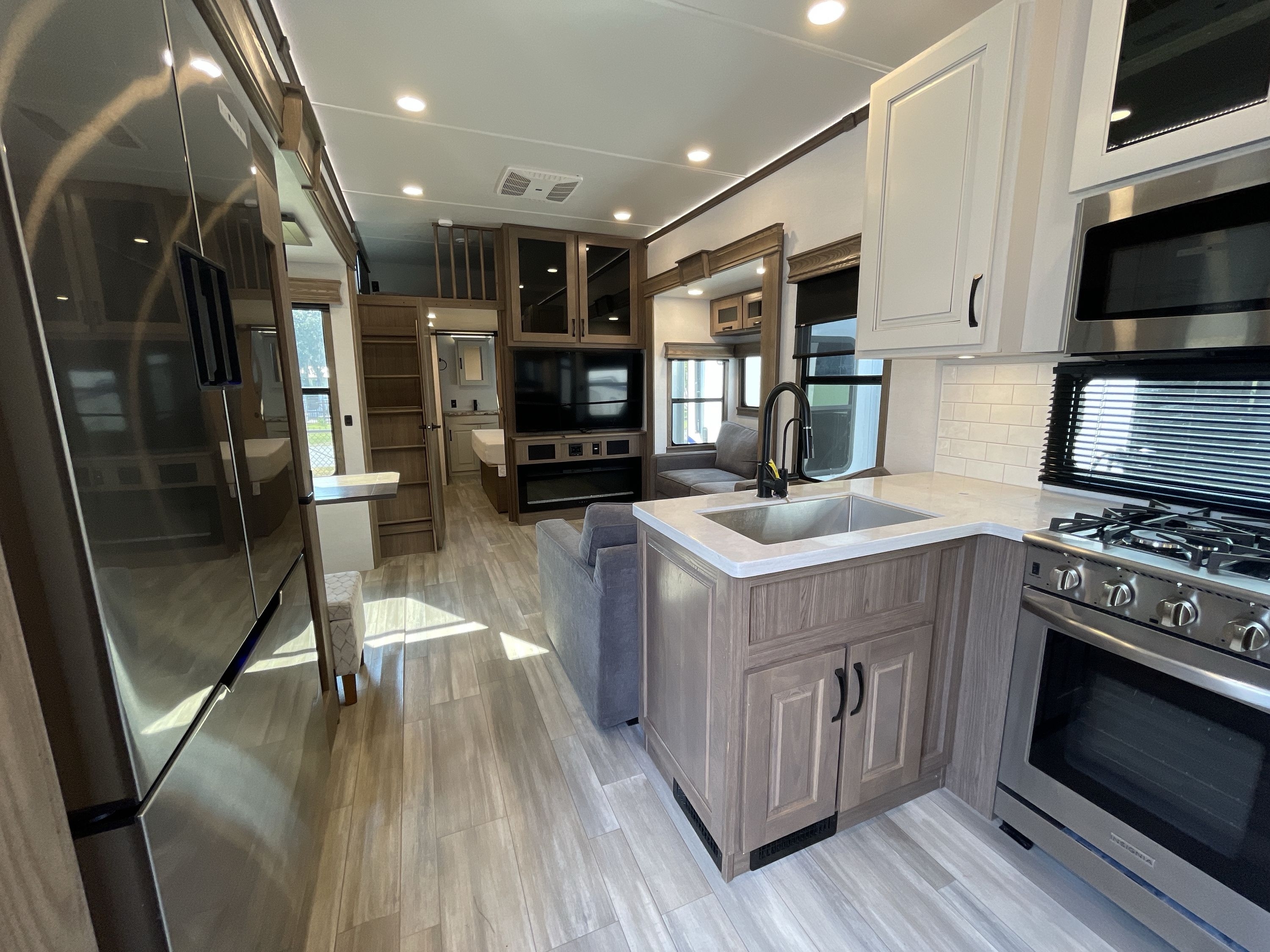 2024 Alliance PARADIGM 395DS in panama city FL
