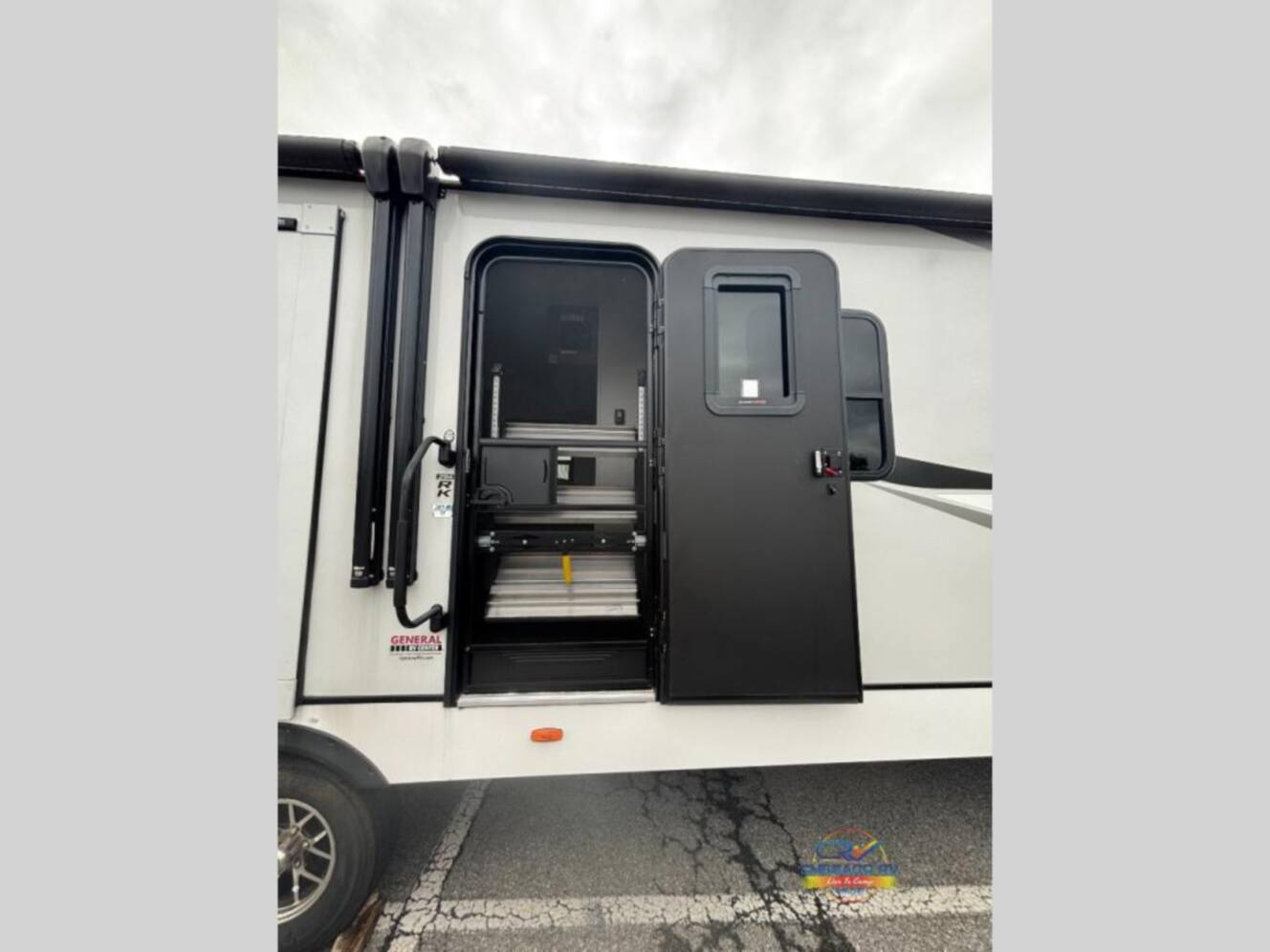 A photo of this 2024 Alliance Rv Delta 294RK