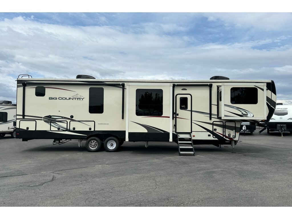 View more photos of this listing