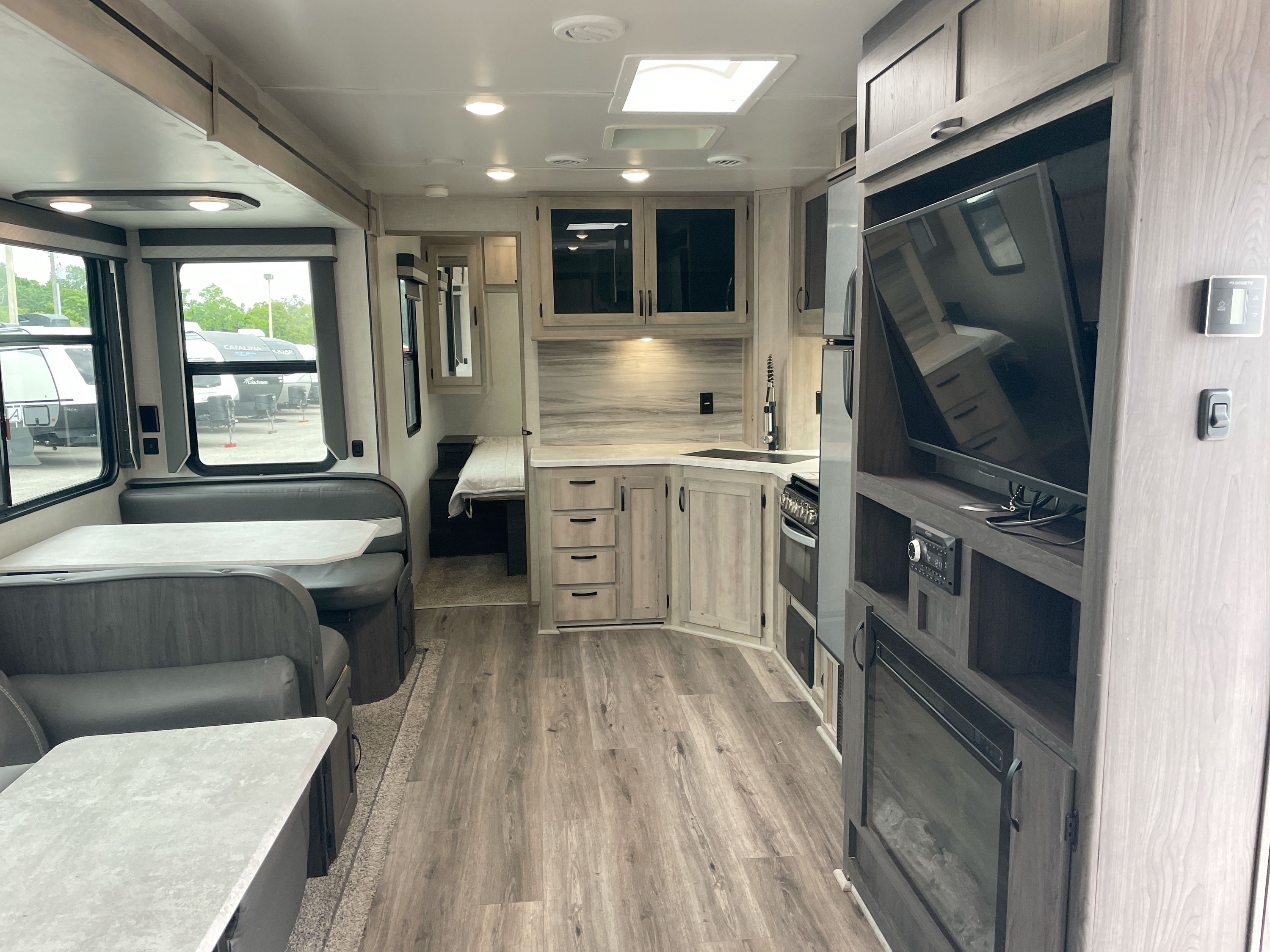 2021 Winnebago VOYAGE 3033BH in pooler GA