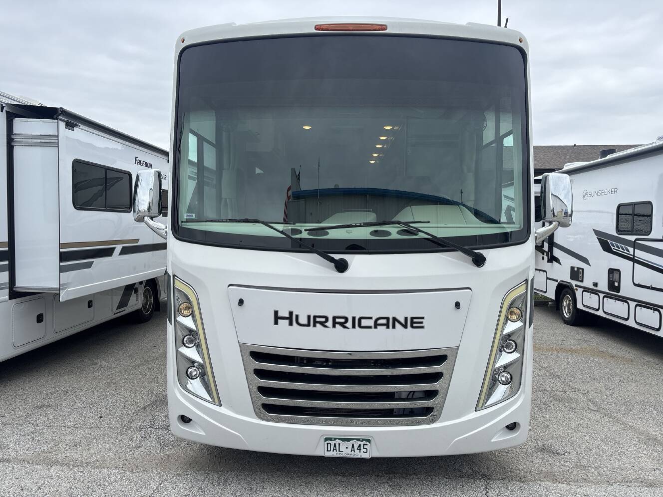 A photo of this 2024 Thor HURRICANE 29M
