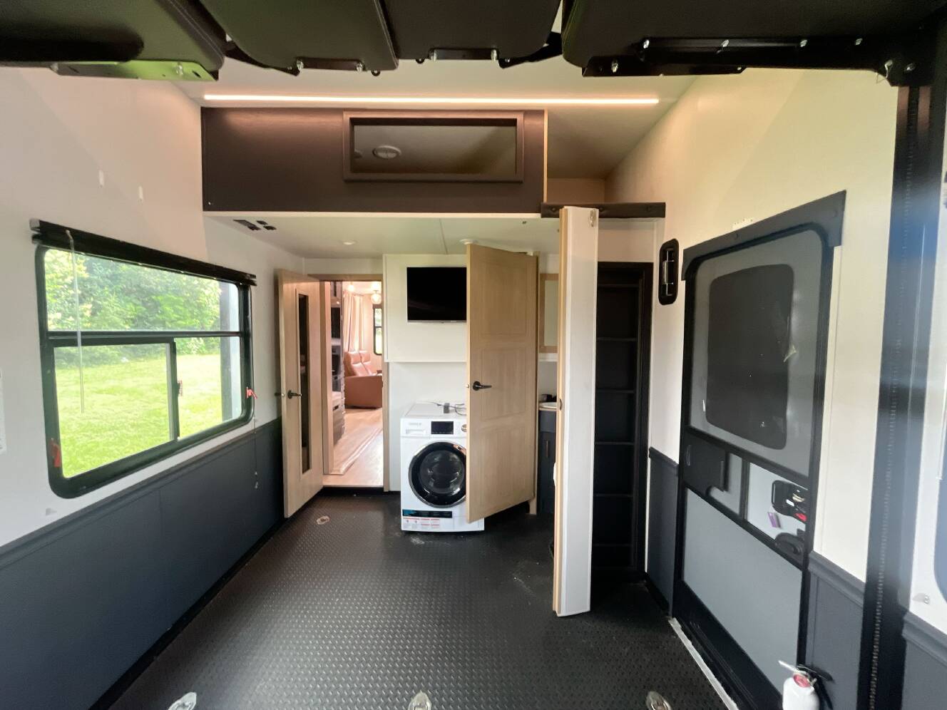 A photo of this 2025 Heartland CYCLONE 4008