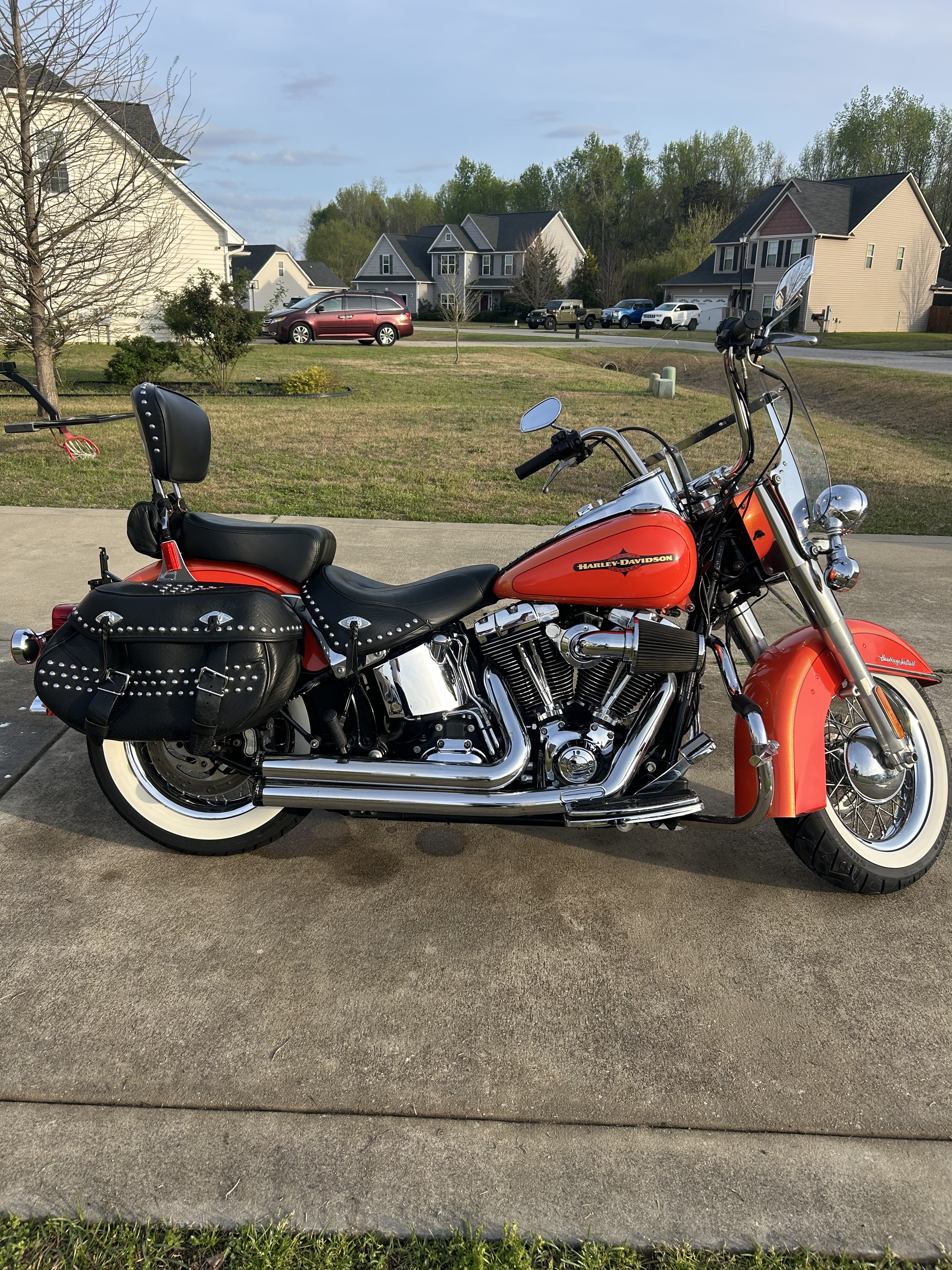2012 Harley-Davidson HERITAGE SOFTAIL CLASSIC Cruiser motorcycle