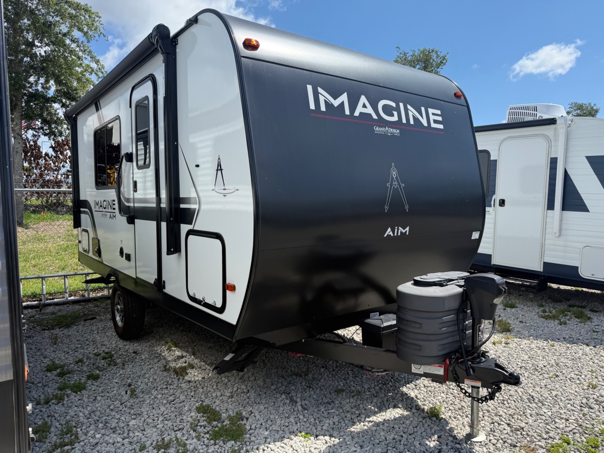 2025 Grand Design IMAGINE AIM 15RB RV