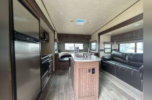 2017 Heartland ELKRIDGE XTREME LIGHT 260 in summerset SD