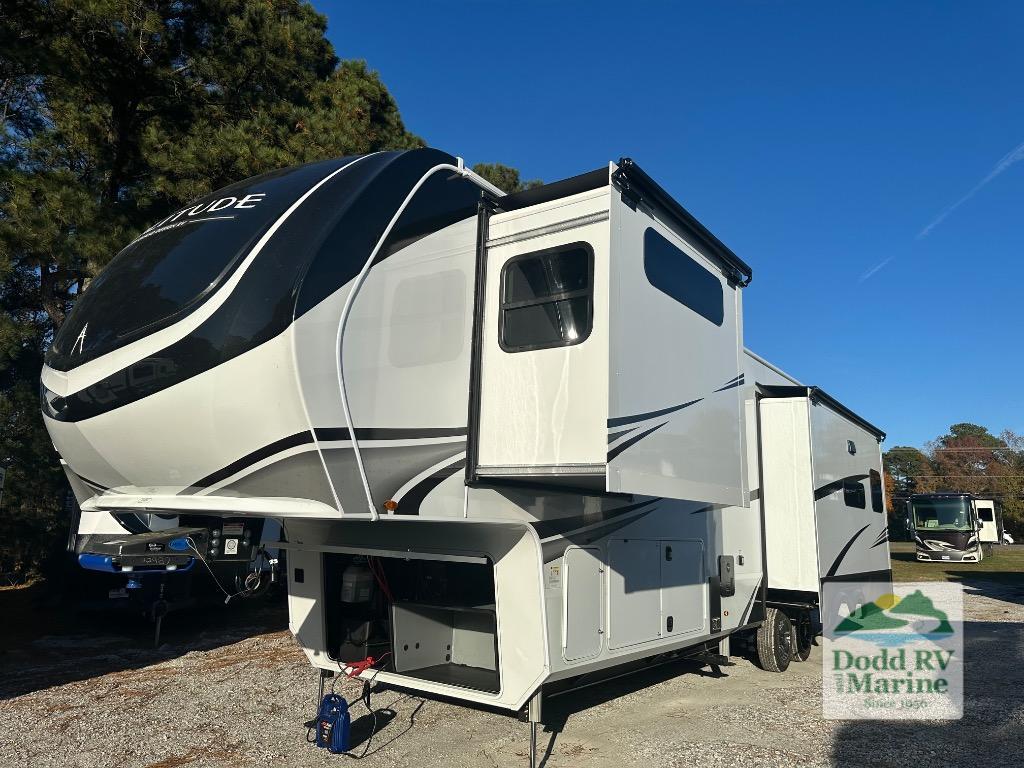 2026 Grand Design Solitude 370DV in yorktown VA