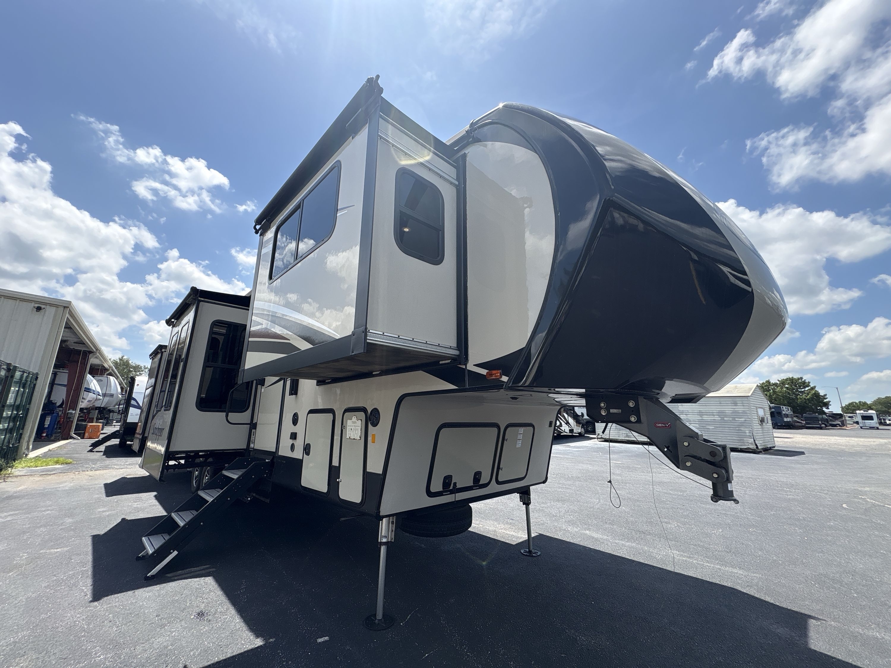 2018 Forest River SANDPIPER 379FLOK in bartow FL