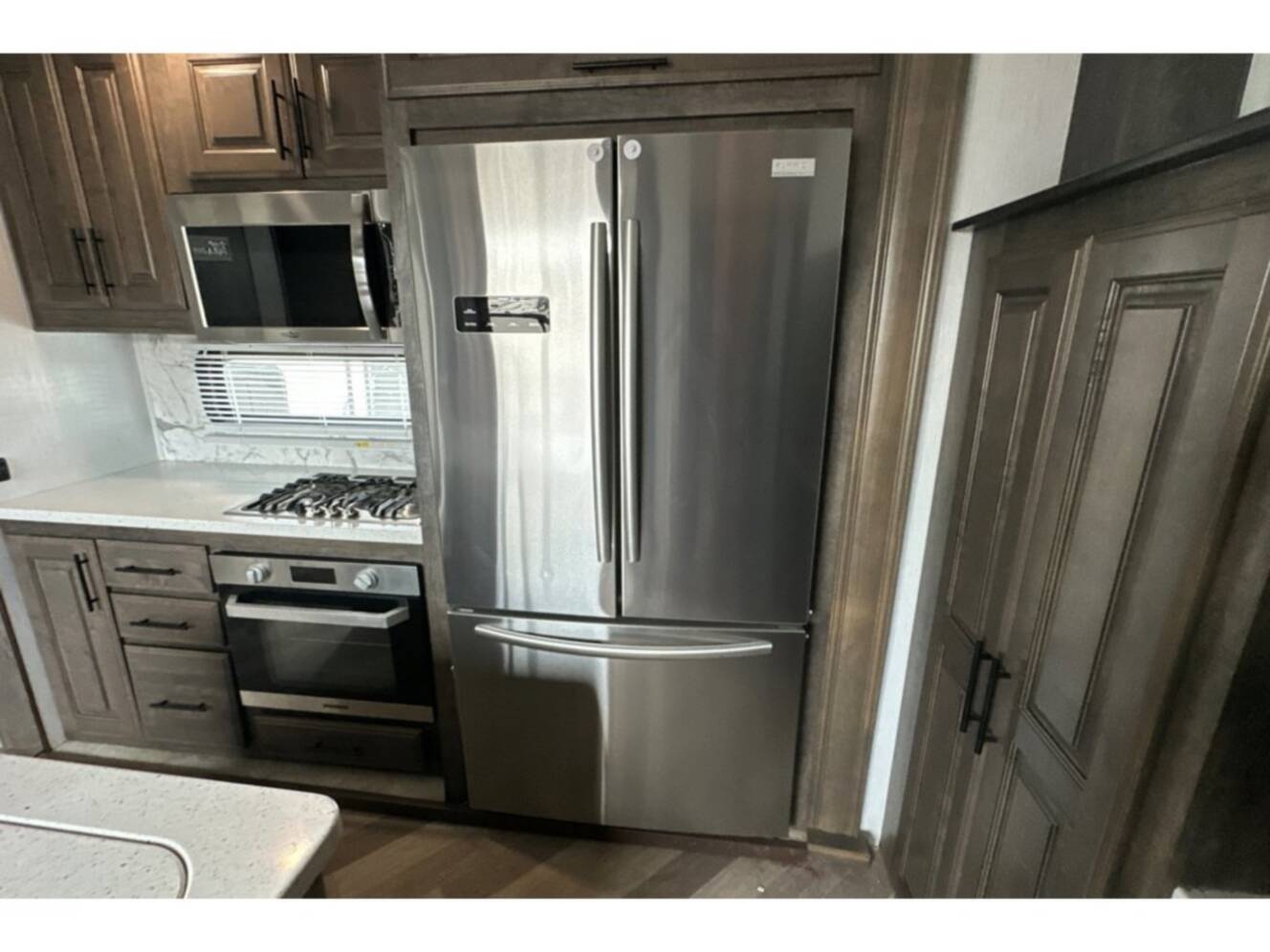 A photo of this 2021 Heartland BIG COUNTRY 3902FL