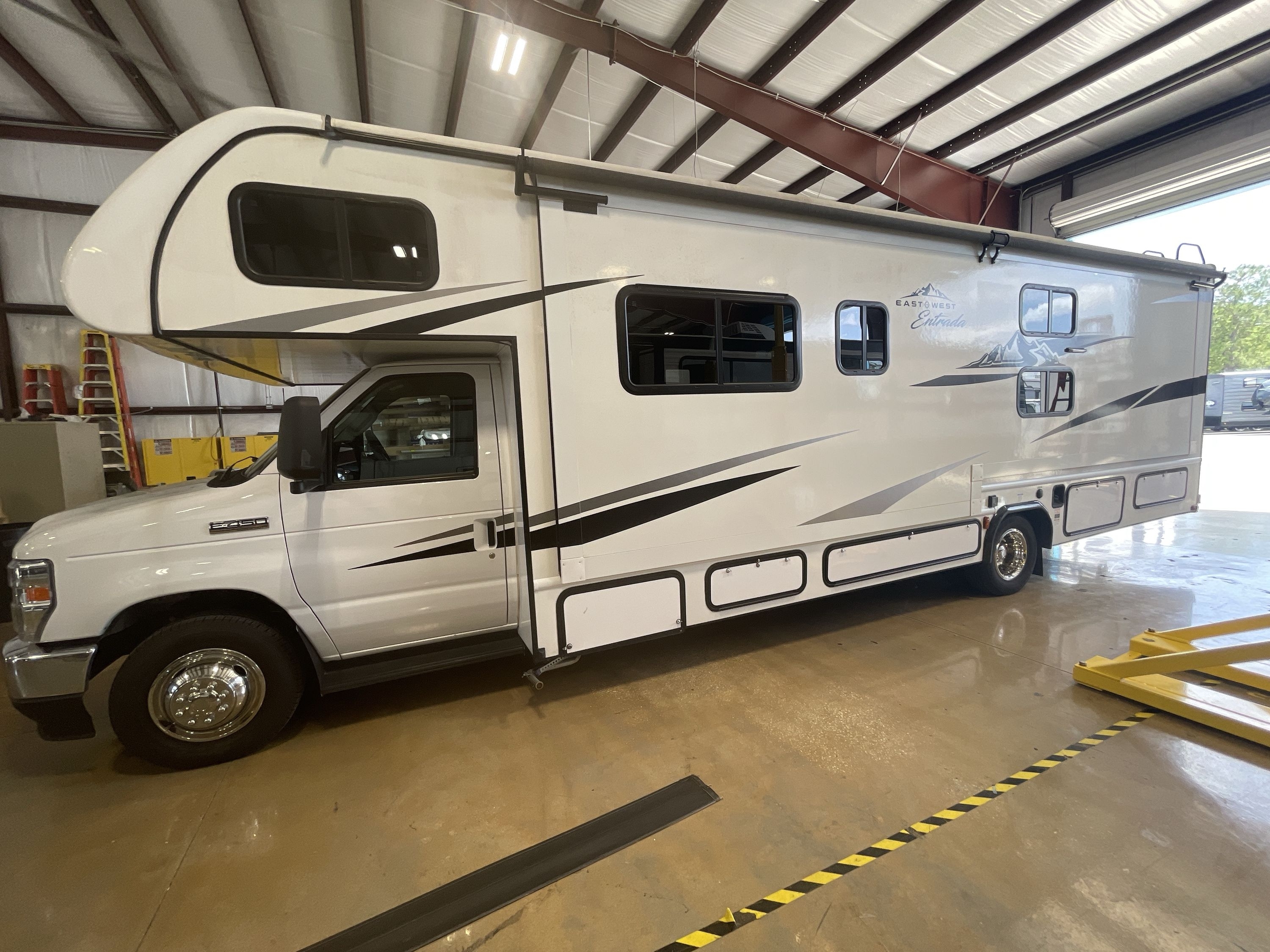 2024 East To West ENTRADA 3100FB in orange park FL