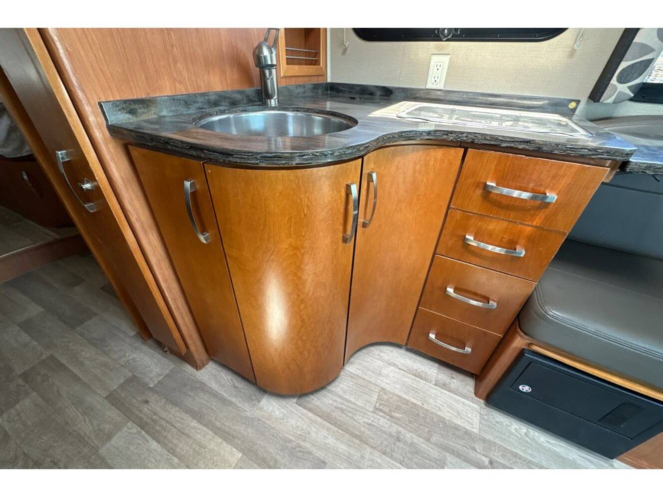 A photo of this 2014 Leisure Travel UNITY 24TB