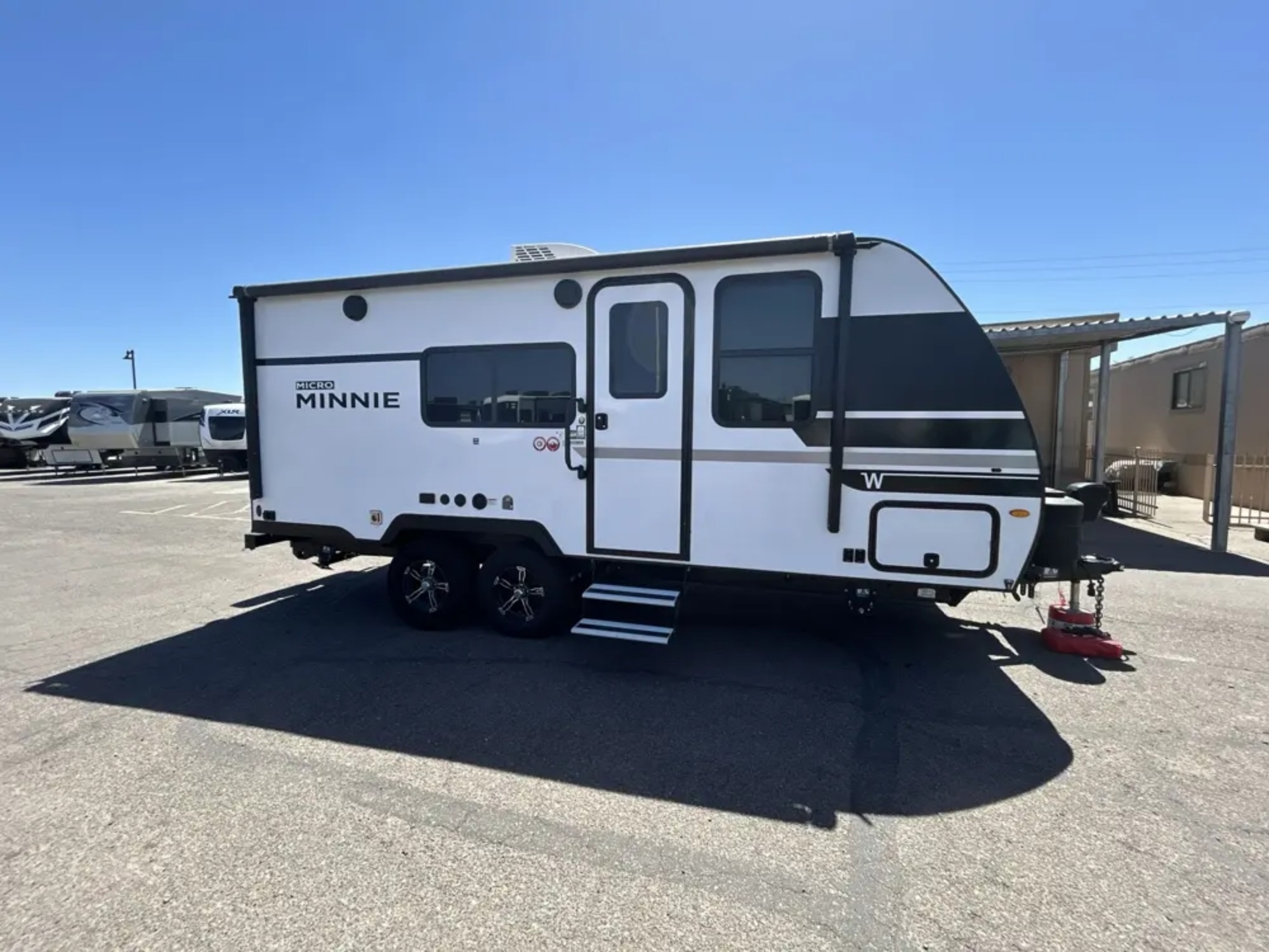 2025 Winnebago MICRO MINNIE 2108DS in el mirage AZ