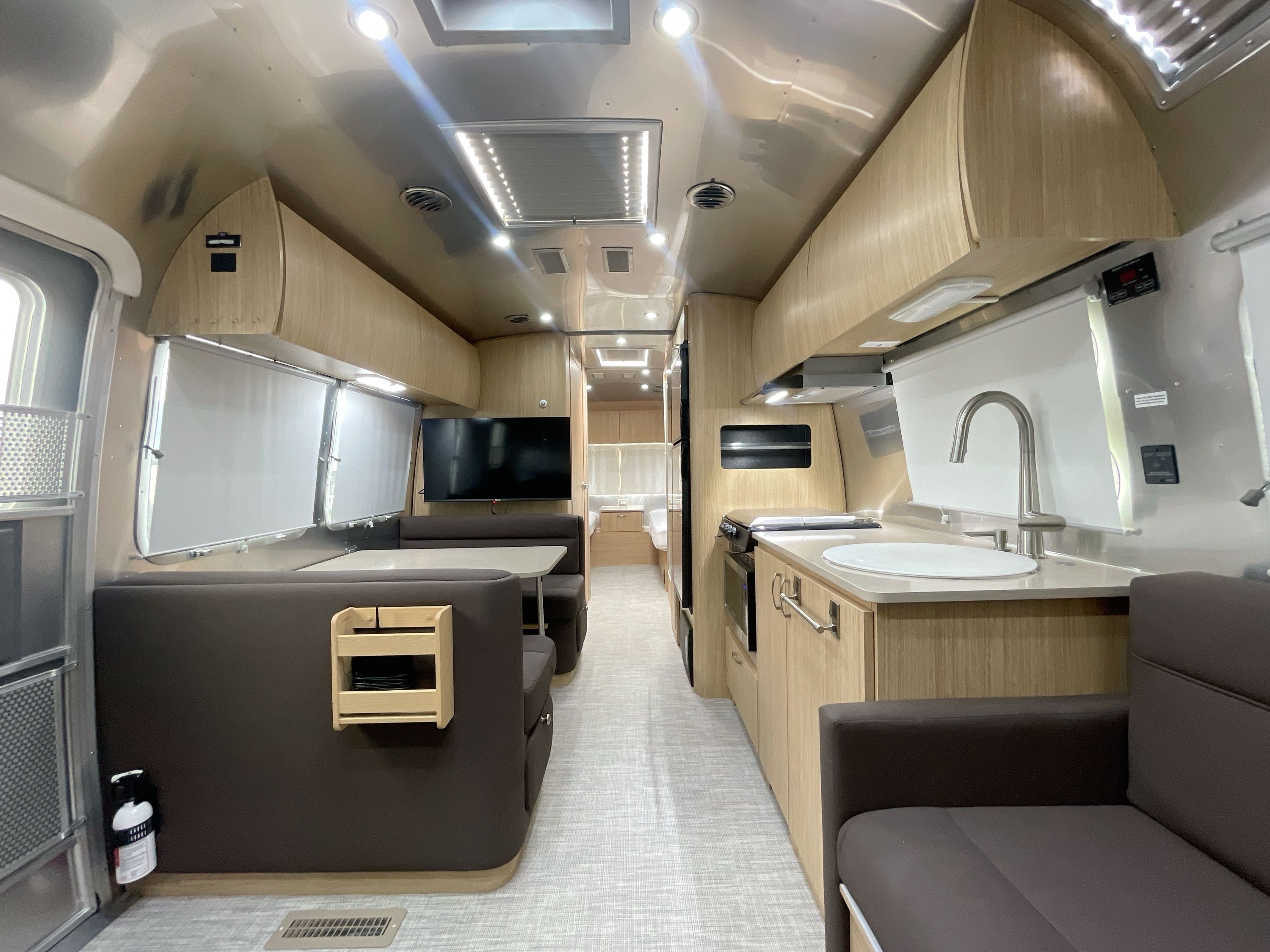2019 Airstream FLYING CLOUD 28RB QUEEN in kaysville UT