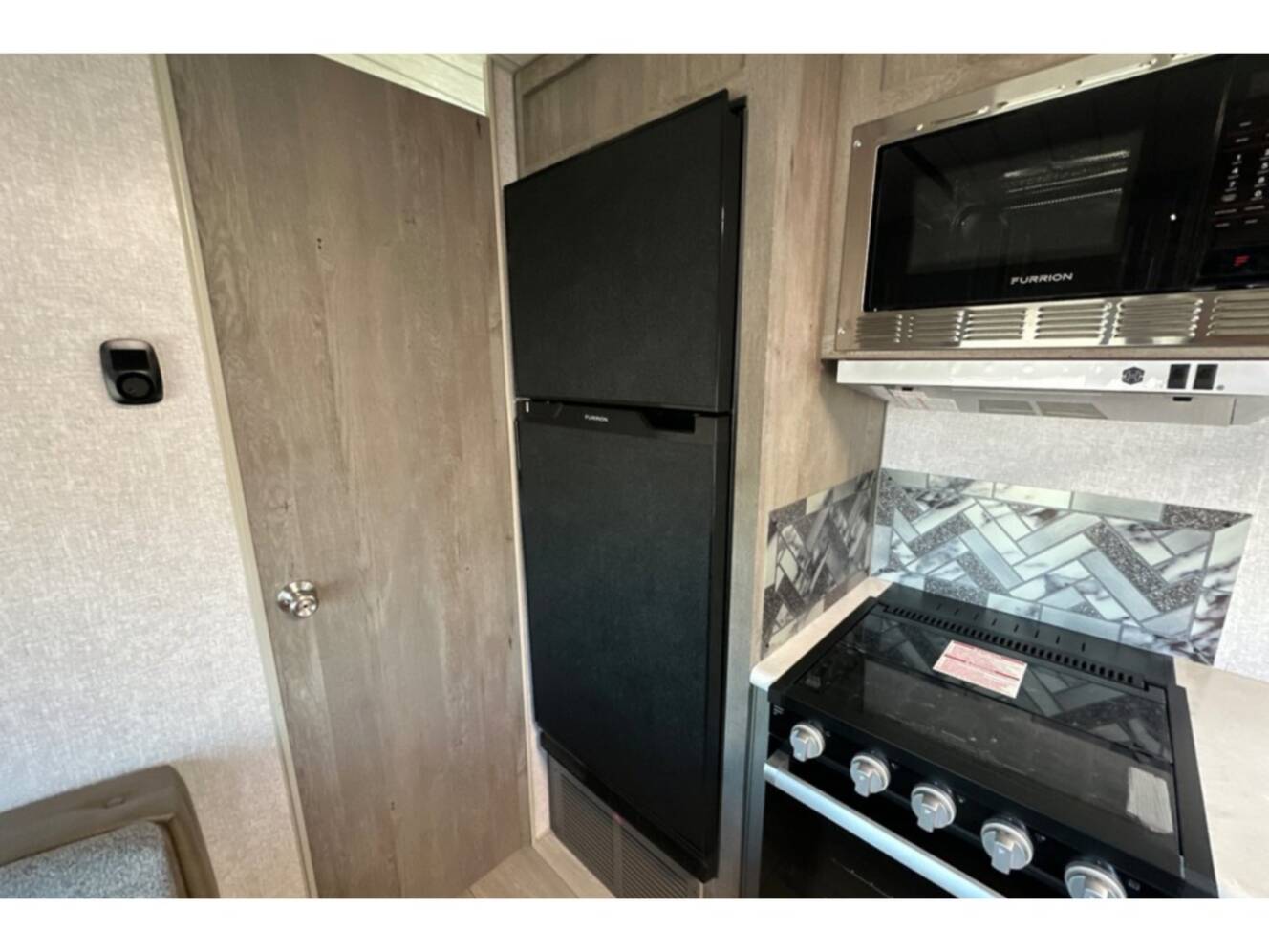 A photo of this 2026 Northwood ARCTIC FOX EDGE 22GT