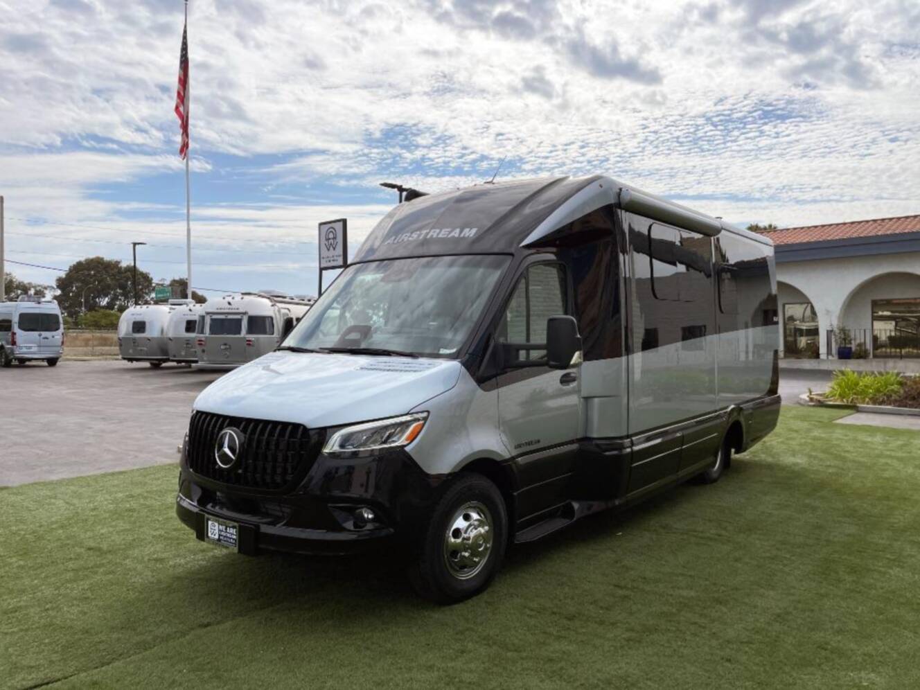 A photo of this 2026 Airstream Atlas AP