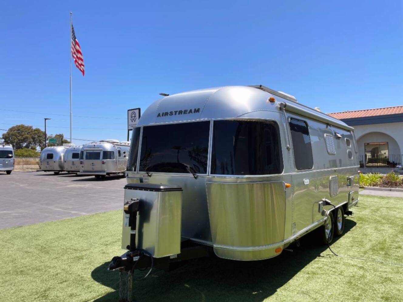 A photo of this 2021 Airstream Flying Cloud 23FB