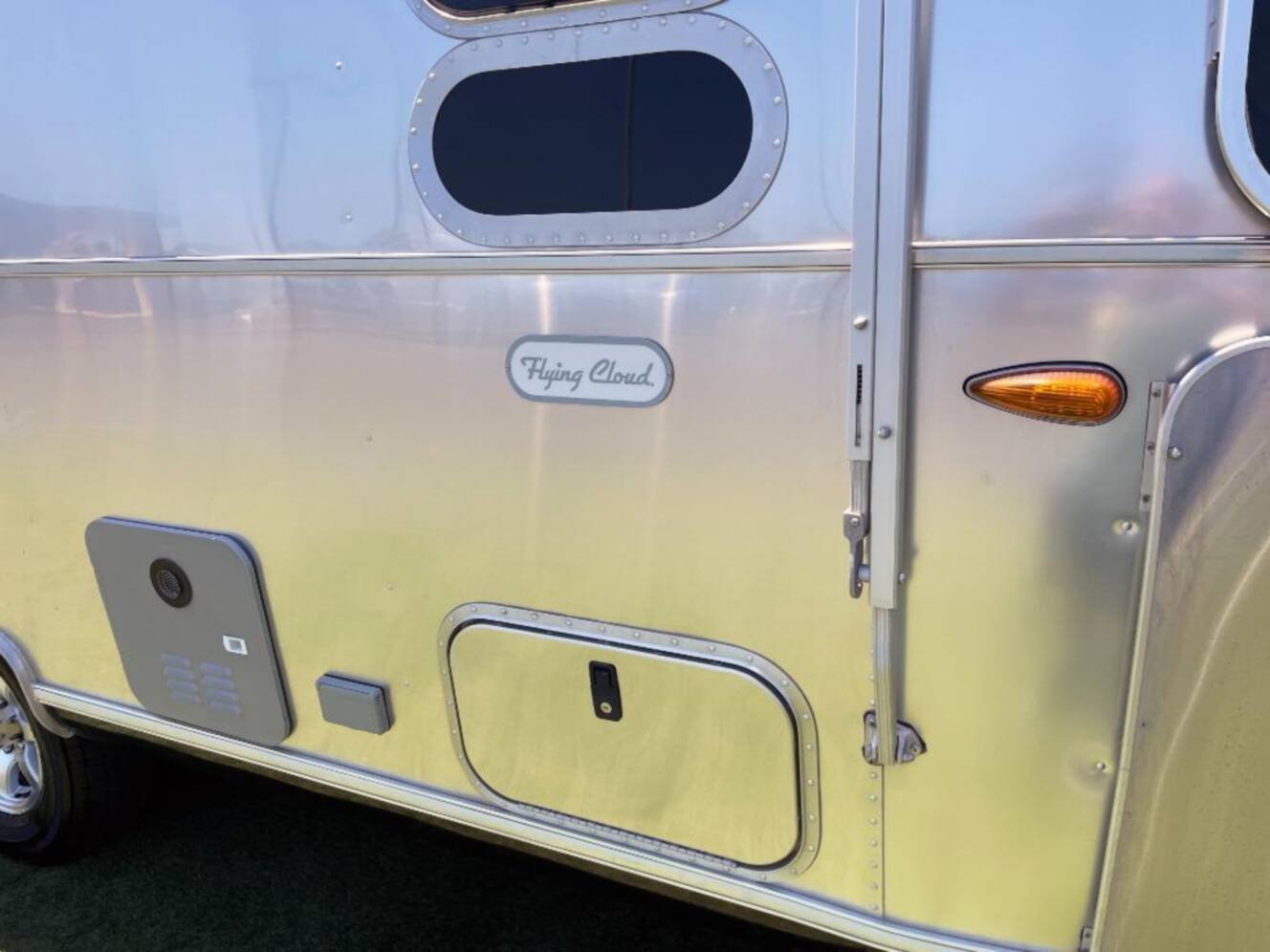 A photo of this 2021 Airstream Flying Cloud 23FB
