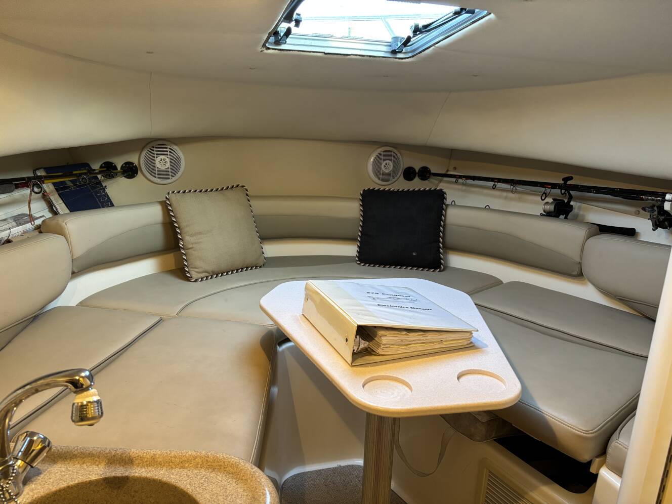 A photo of this 2003 Boston Whaler 280 CONQUEST