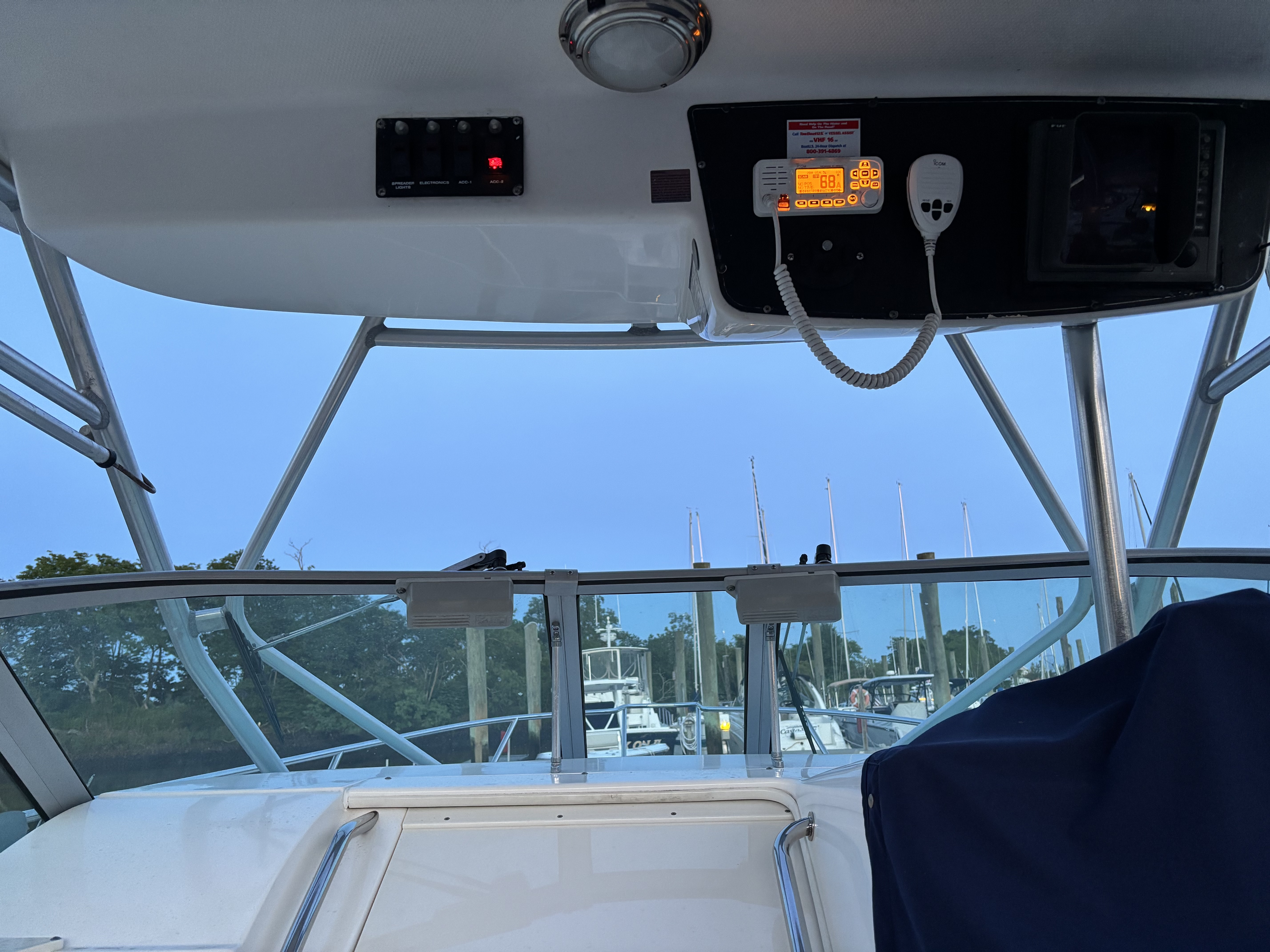 2003 Boston Whaler 280 CONQUEST in fairfield CT