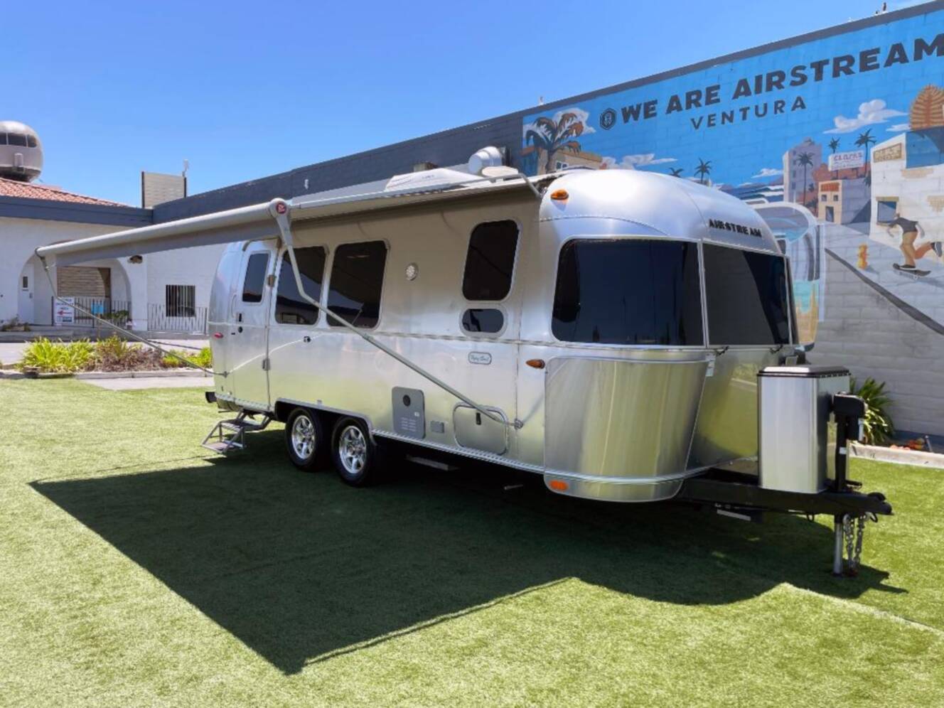 A photo of this 2021 Airstream Flying Cloud 23FB