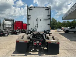 2021 FREIGHTLINER CASCADIA 126