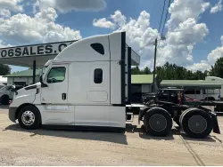 2021 FREIGHTLINER CASCADIA 126