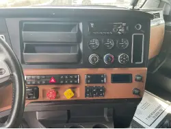 2021 FREIGHTLINER CASCADIA 126