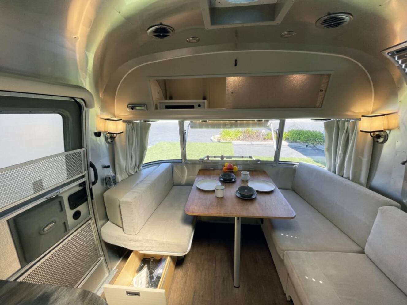 A photo of this 2019 Airstream International SERENITY 27FBQ
