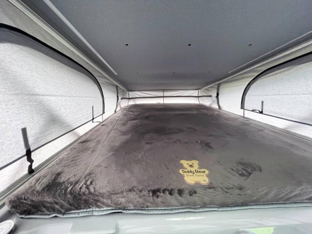 A photo of this 2026 Airstream Rangeline POP TOP