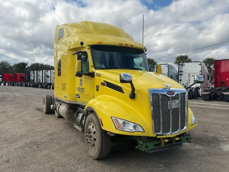 2023 PETERBILT 579